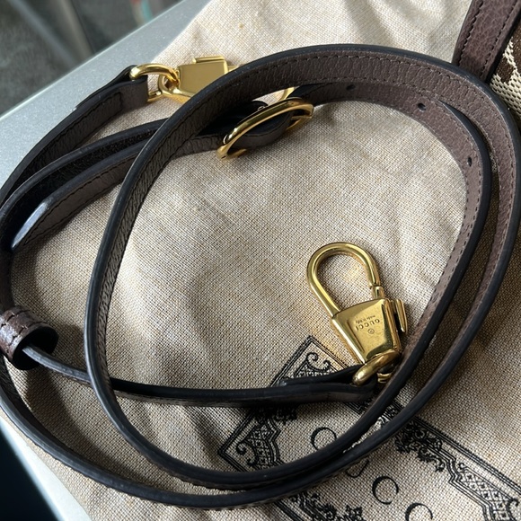 Gucci Mini Diana Bag - Picture 3 of 14